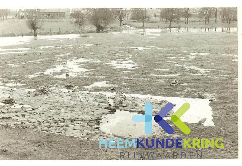 het beteugelen van de kwel door de Pann. banddijk tussen dp. 67 .00 - dp 69.00 Coll.HKR F0000021